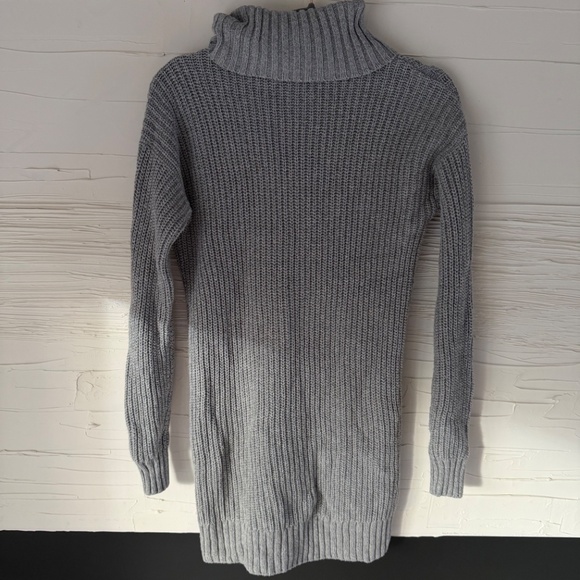 🩶 Hollister Cable Knit Sweater Dress | Size Small | Light Grey - Picture 6 of 7